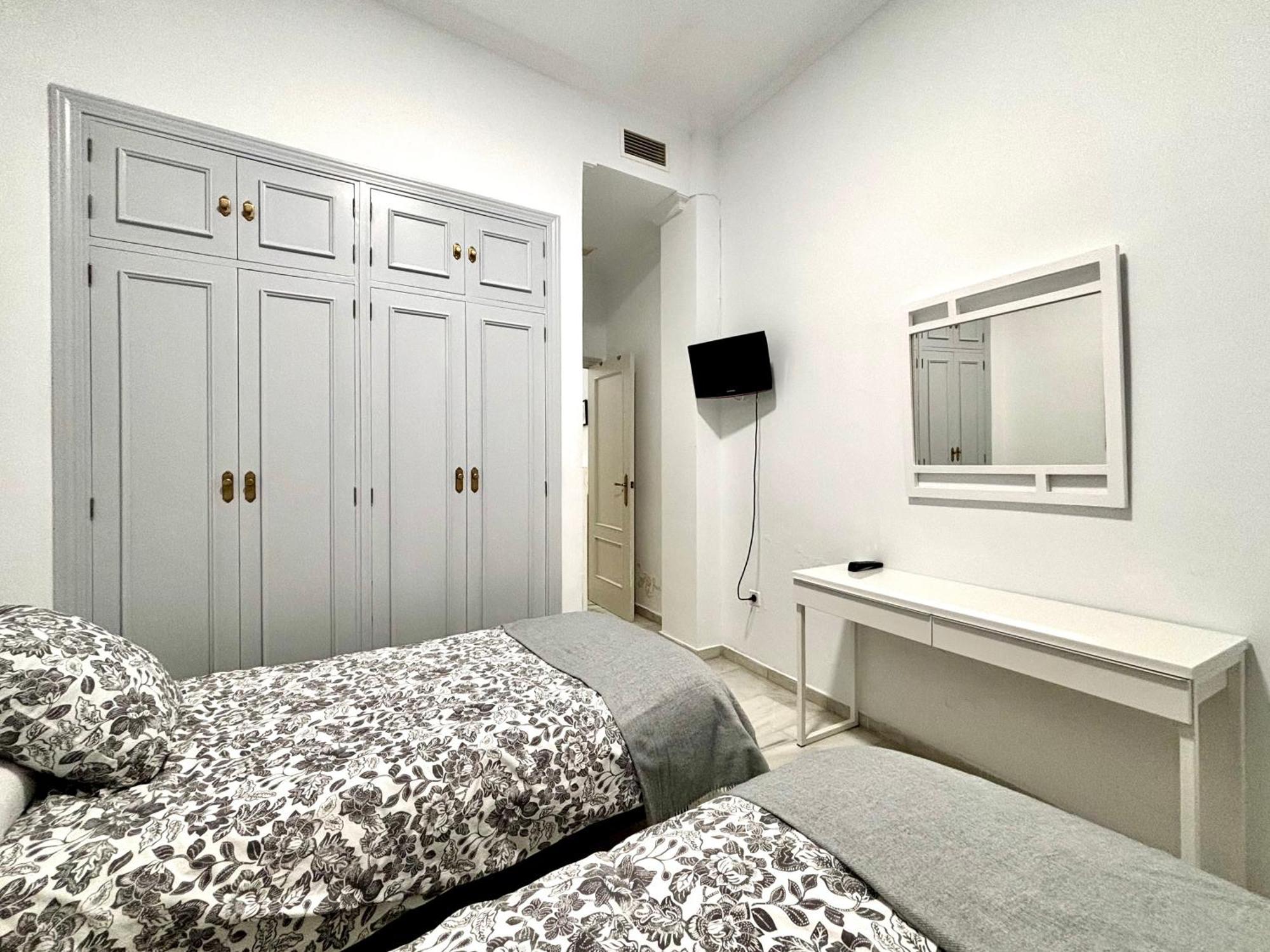 Apartament El Reloj Del Viajero 2 Sewilla Zewnętrze zdjęcie